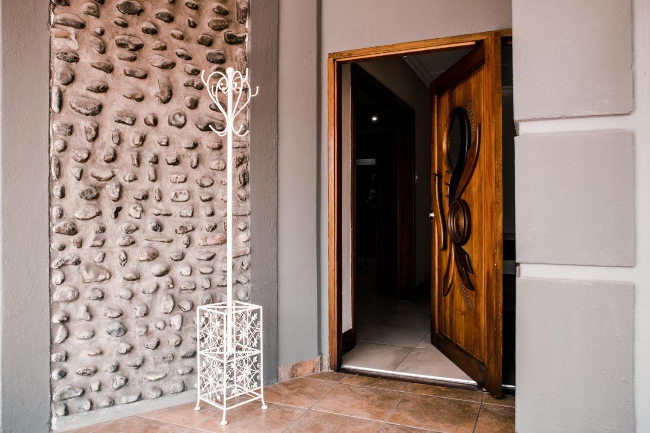 Pinehaven Bed And Breakfast Newcastle Esterno foto